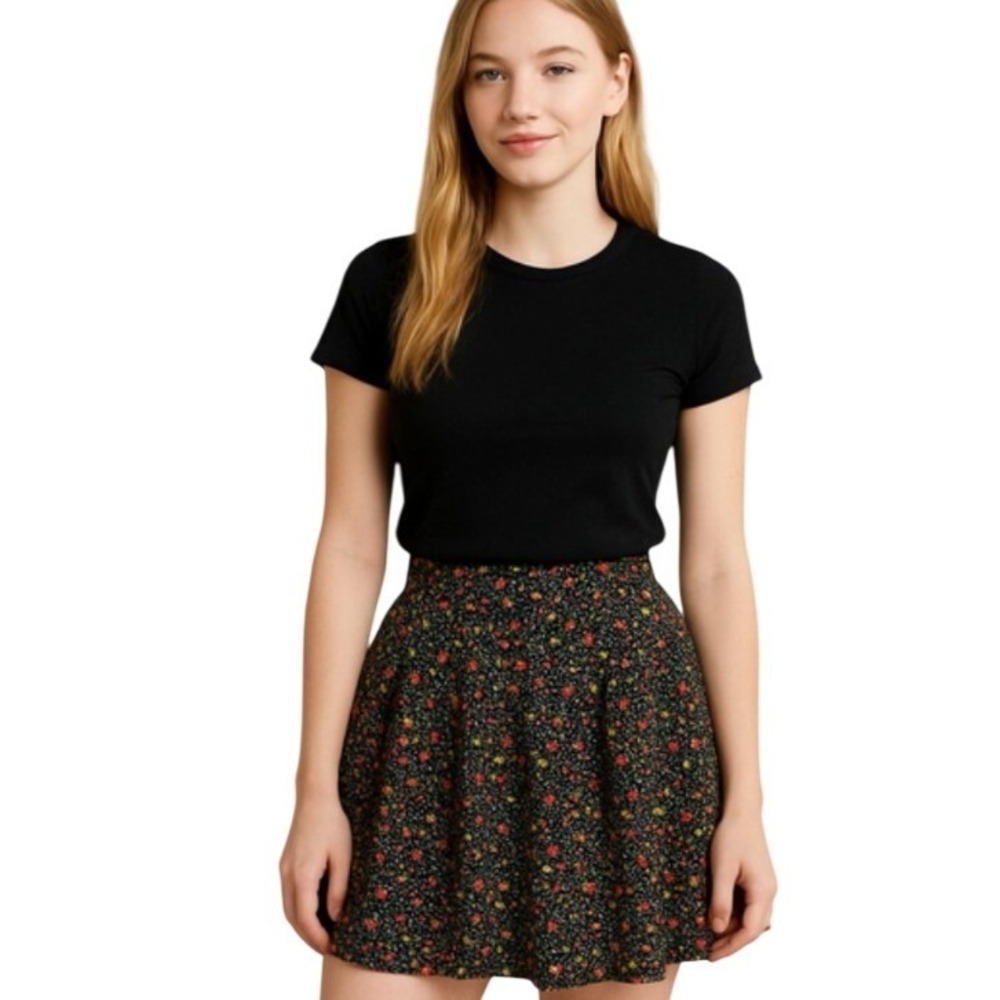 Victoria's Secret PINK Floral Smocked‎ Mini Skirt Black Ditsy Print Medium